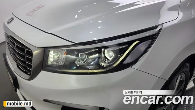 2019 Kia Canival — photo 22