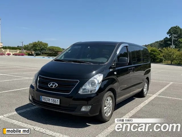 2017 Hyundai Starex — photo 2