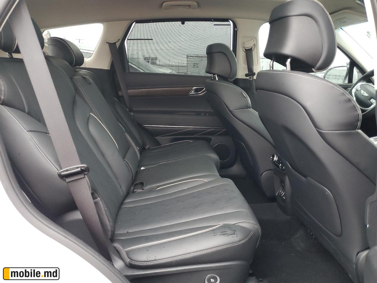 2022 Genesis GV80 — photo 11