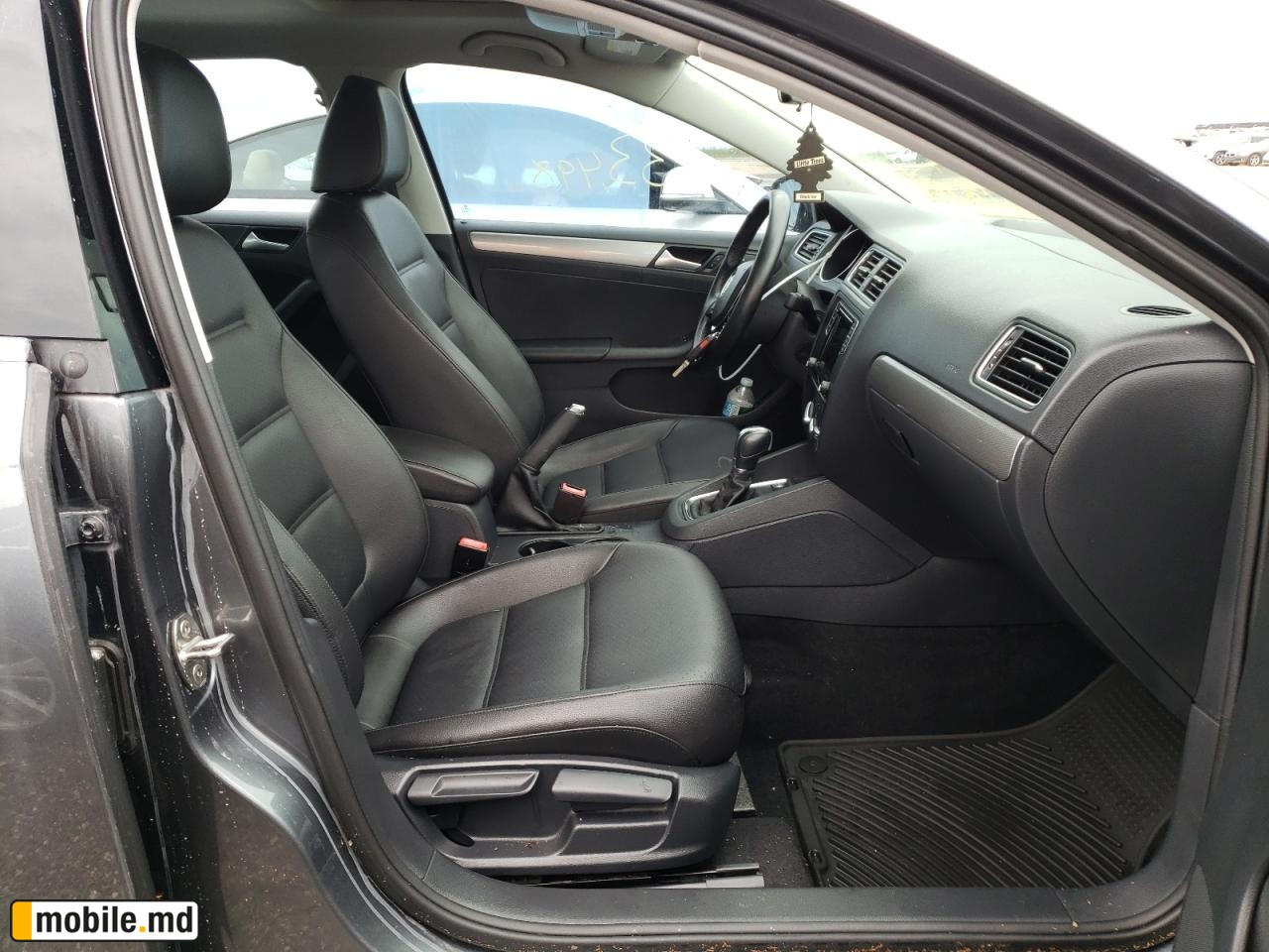 2017 Volkswagen Jetta — photo 5