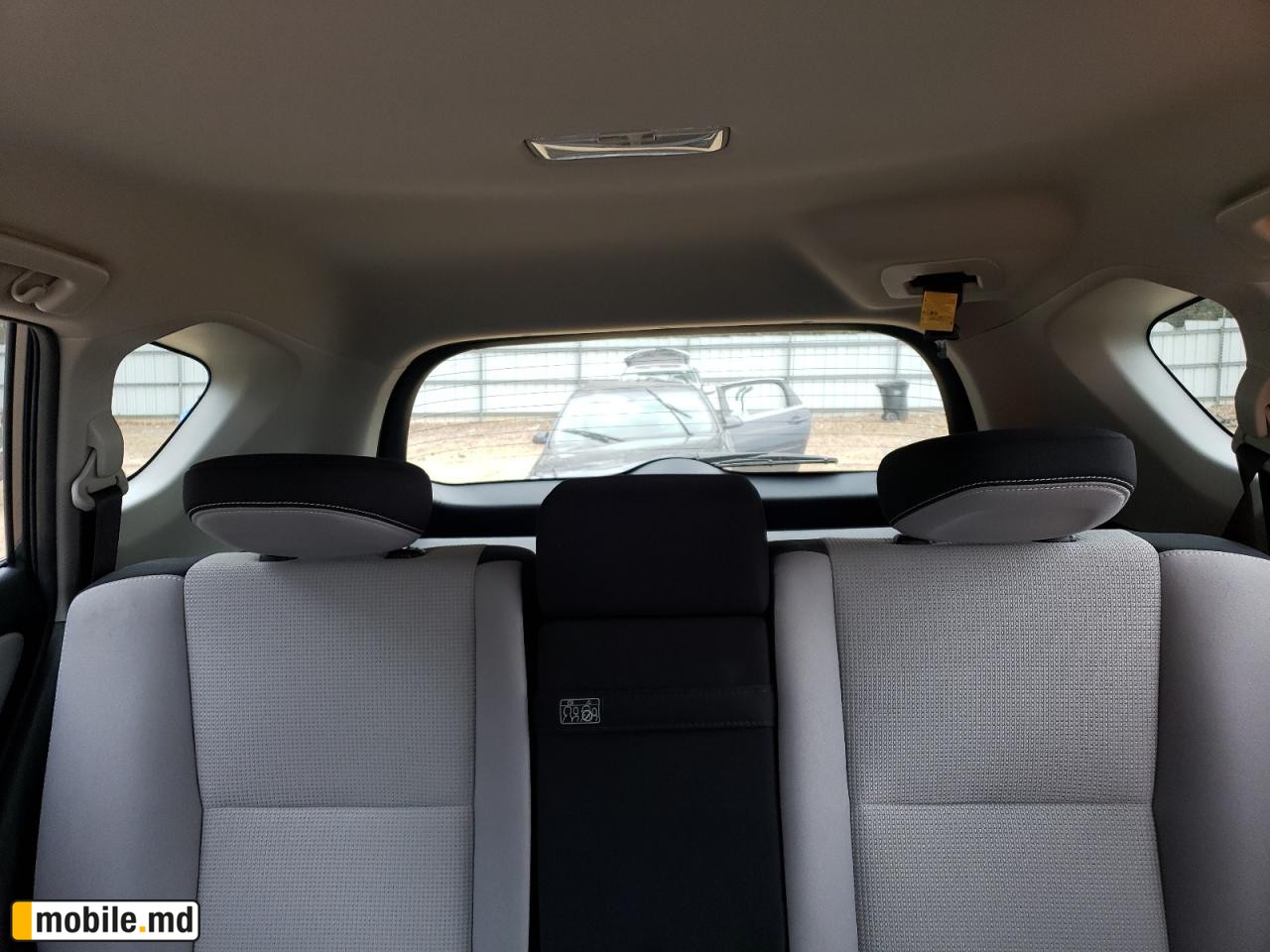 2018 Toyota RAV4 — photo 10