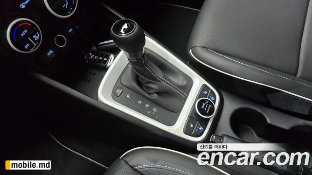 2027 Hyundai Venue — photo 9