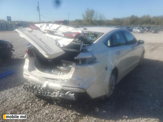 2019 Ford Fusion — photo 4
