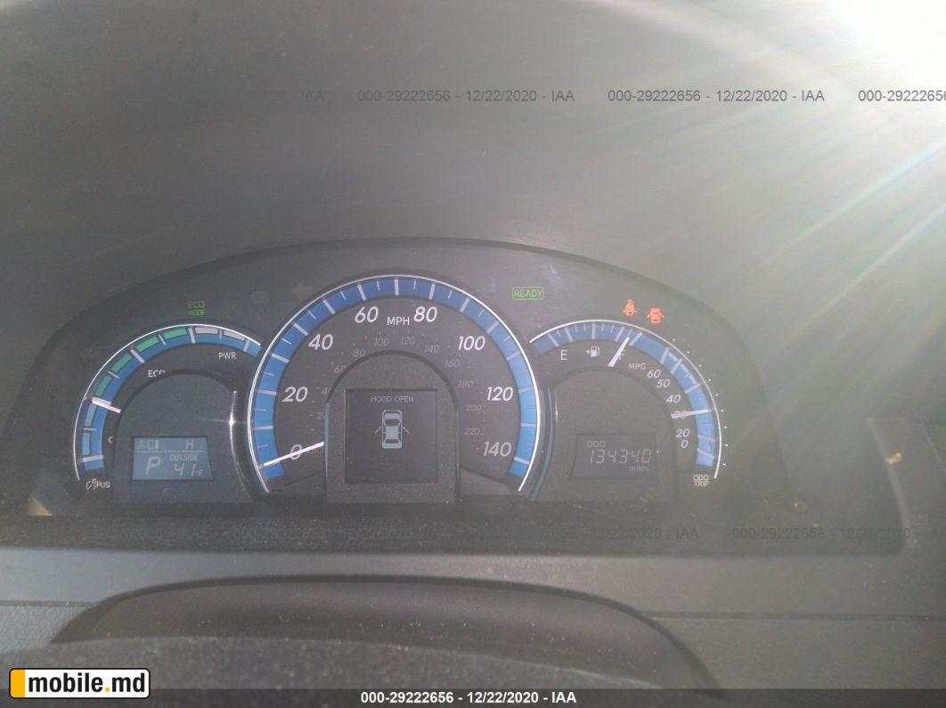 2012 Toyota Camry — photo 7