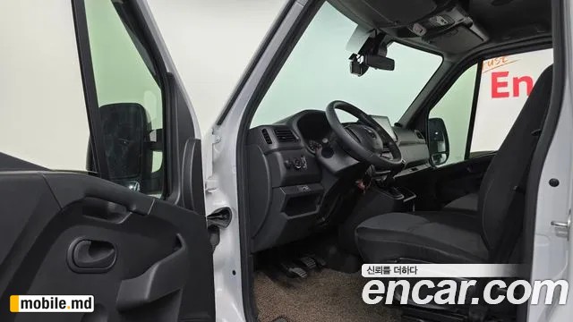 2021 Renault Master — photo 26