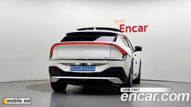 2023 Kia EV6 — photo 4