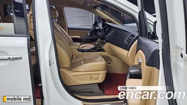 2019 Kia Canival — photo 26
