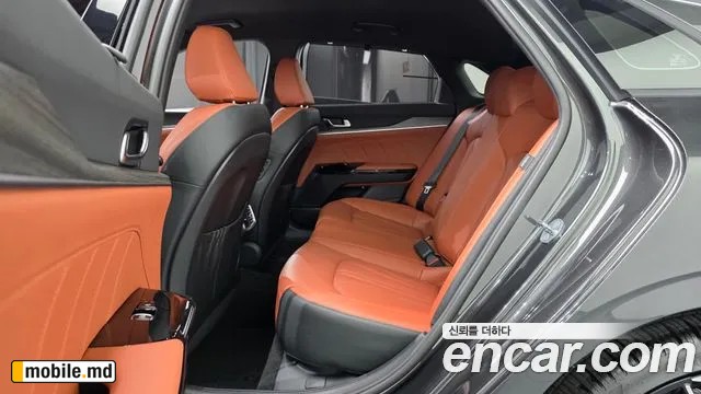 2025 Kia K5 — photo 11