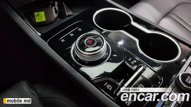2025 Kia K5 — photo 9