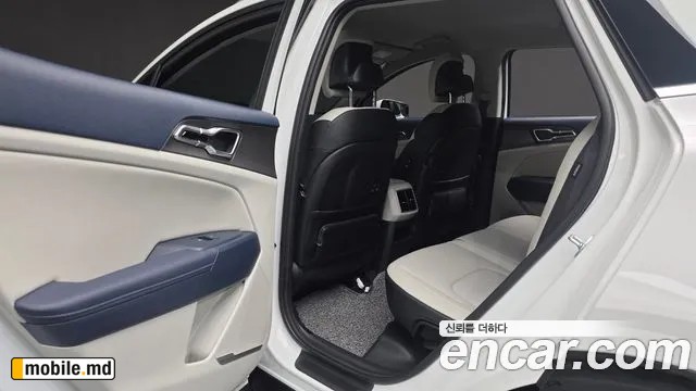 2025 Kia Sportage — photo 16