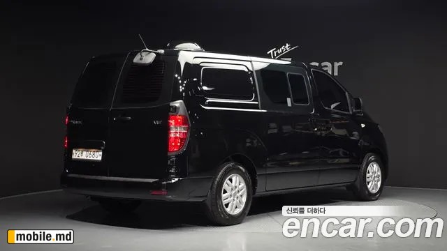 2019 Hyundai Starex — photo 2