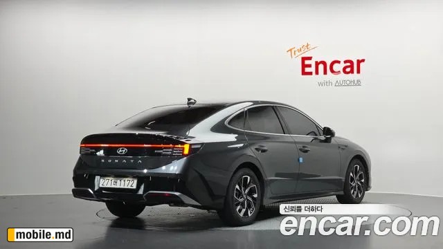 2025 Hyundai Sonata — photo 2