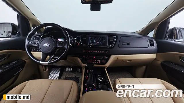 2019 Kia Canival — photo 7