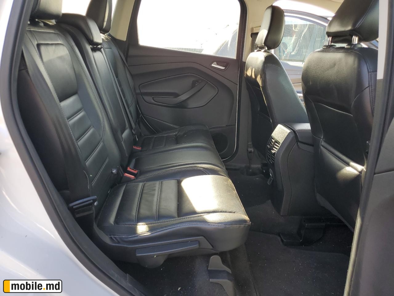 2018 Ford Escape — photo 10