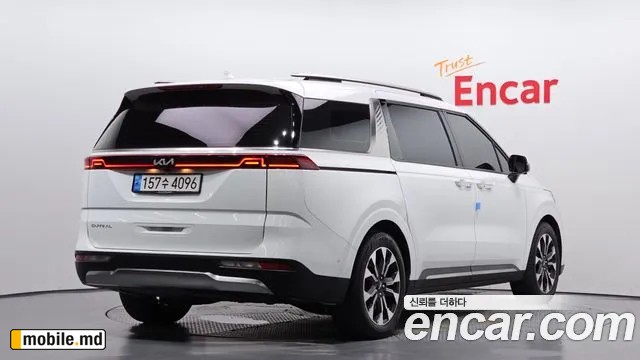2023 Kia Canival — photo 2
