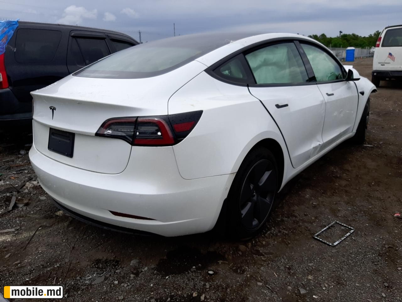 2021 Tesla Model 3 — photo 4