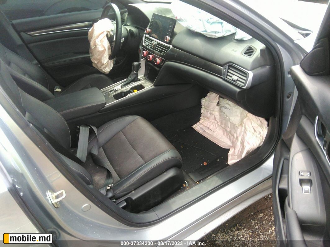 2019 Honda Accord — photo 5