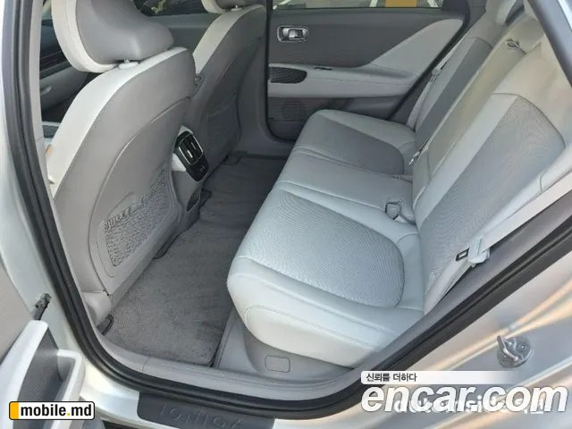 2025 Hyundai IONIQ — photo 11