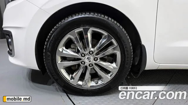 2016 Kia Canival — photo 5