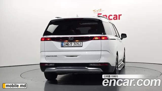 2021 Kia Canival — photo 4