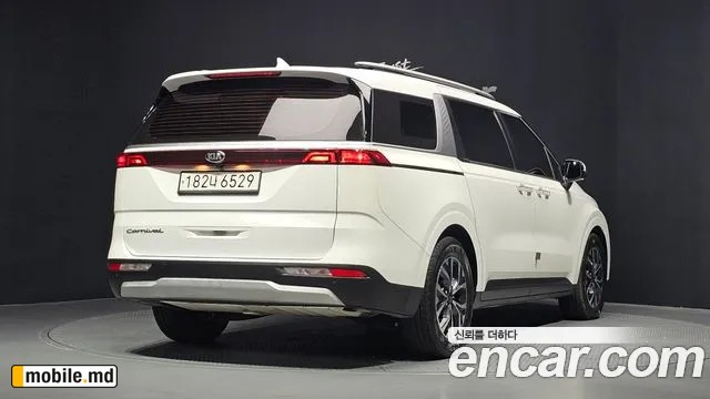2021 Kia Canival — photo 2