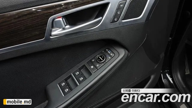 2018 Genesis G80 — photo 15