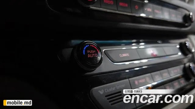 2018 Kia Canival — photo 28