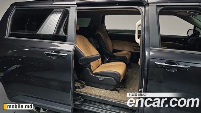 2023 Kia Canival — photo 12