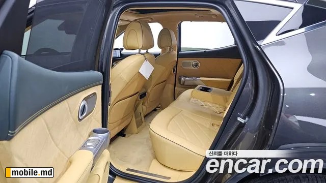 2026 Genesis GV60 — photo 12