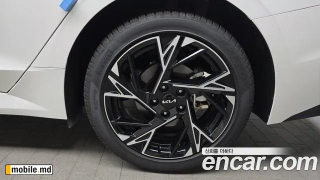2026 Kia K5 — photo 22