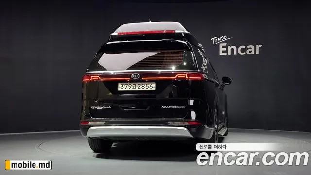 2021 Kia Canival — photo 4