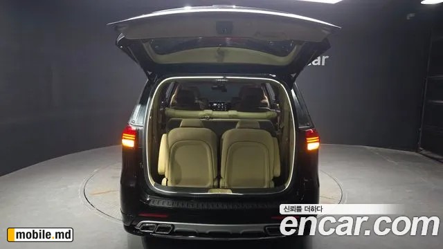 2018 Kia Canival — photo 20