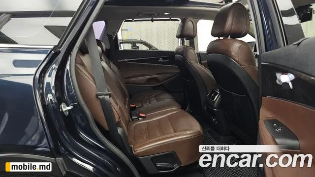 2017 Kia Sorento — photo 12