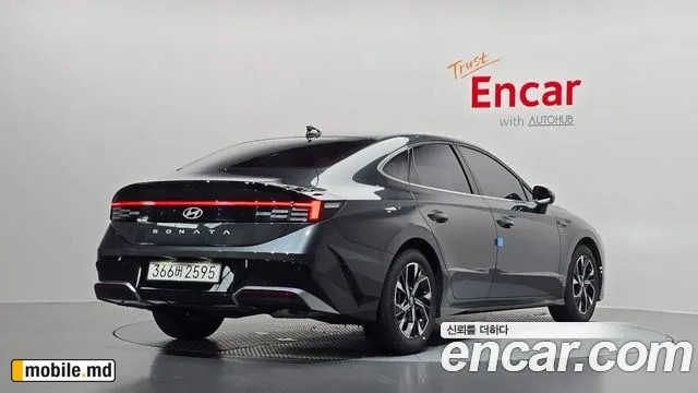 2025 Hyundai Sonata — photo 2