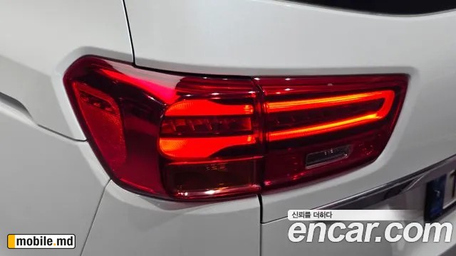 2019 Kia Canival — photo 23