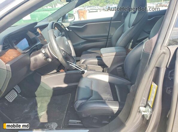 2019 Tesla Model S — photo 7