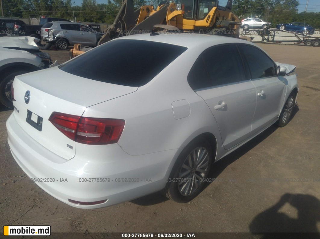 2015 Volkswagen Jetta — photo 3