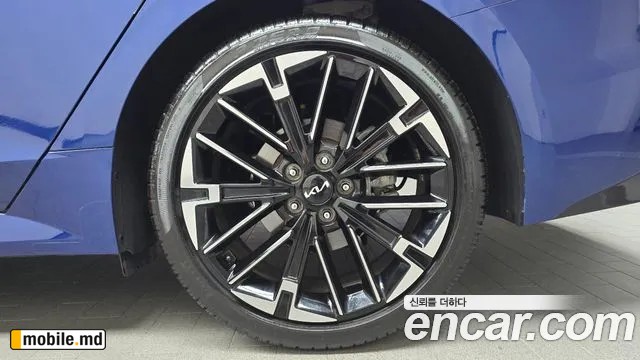 2025 Kia K5 — photo 21