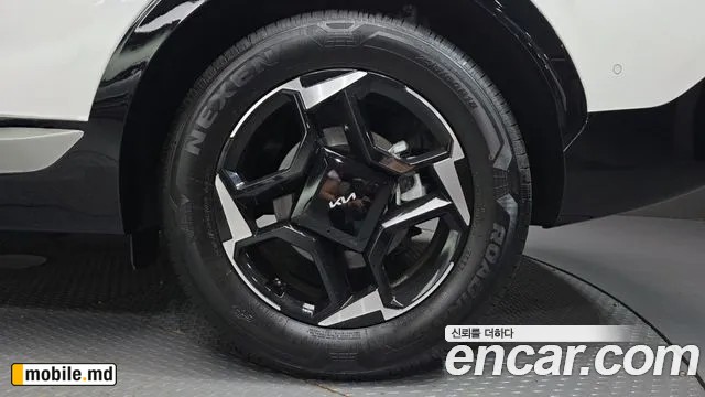 2025 Kia Sportage — photo 21