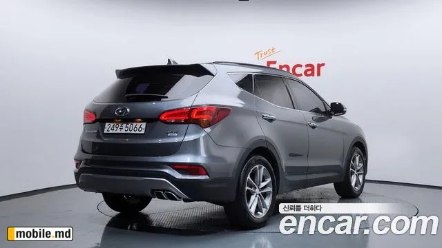 2016 Hyundai Santafe — photo 2