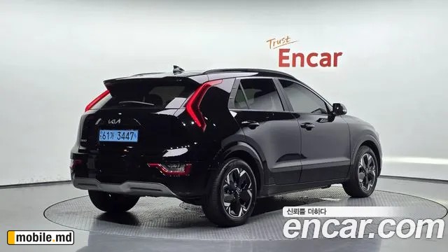 2024 Kia Niro — photo 2