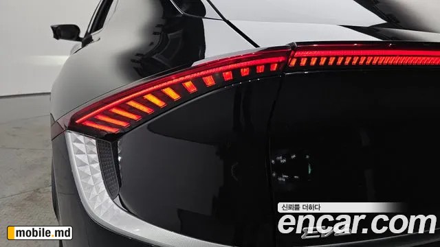 2023 Kia EV6 — photo 23