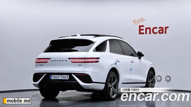 2021 Genesis GV70 — photo 2