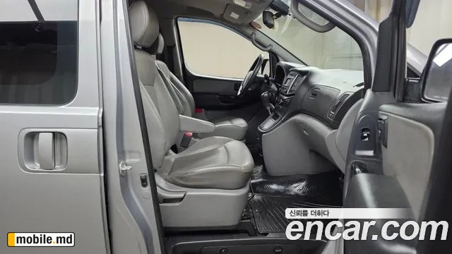 2017 Hyundai Starex — photo 11