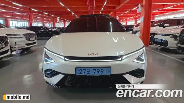 2025 Kia EV6 — photo 2