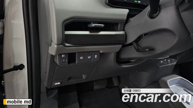 2025 Kia EV3 — photo 29