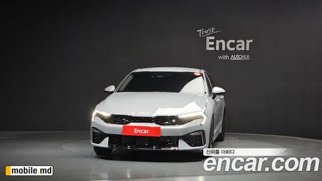 2025 Kia K5 — photo 3