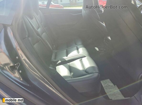 2019 Tesla Model S — photo 10