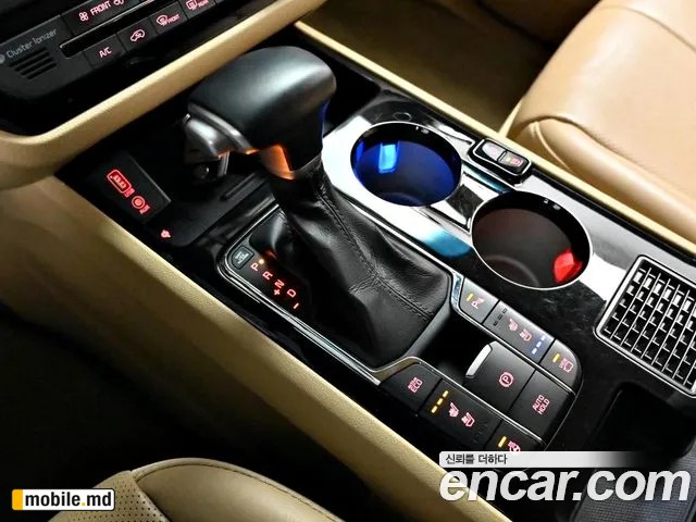 2020 Kia Canival — photo 8