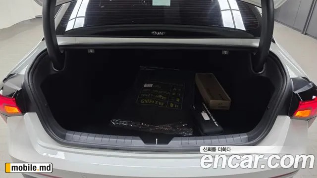 2025 Kia K5 — photo 16